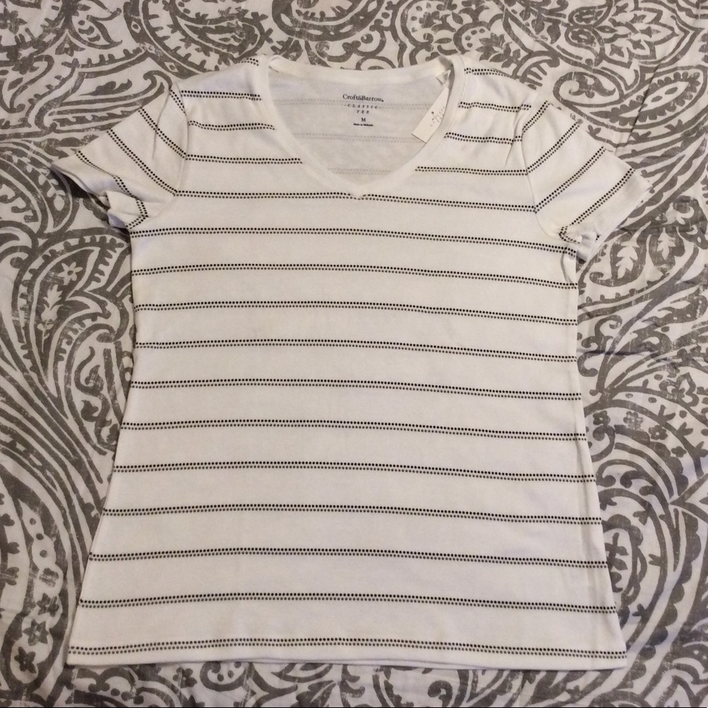 V  Neck SS Tee